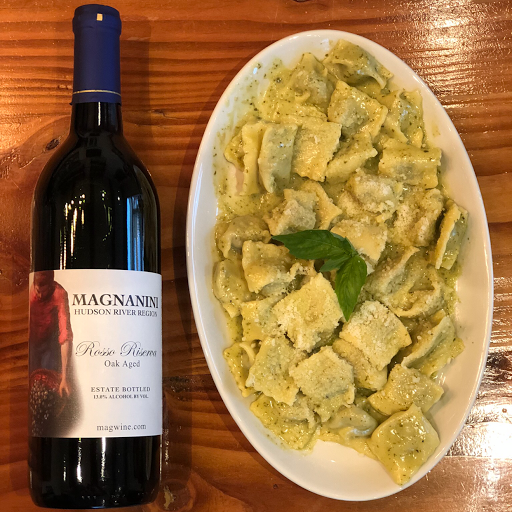 Winery «Magnanini Winery, Restaurant & Distillery», reviews and photos, 172 Strawridge Rd, Wallkill, NY 12589, USA
