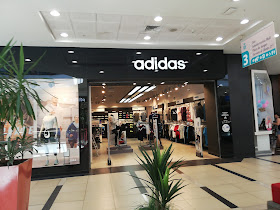 Adidas Store Portal Ñuñoa