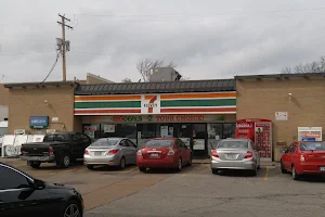 7-Eleven image