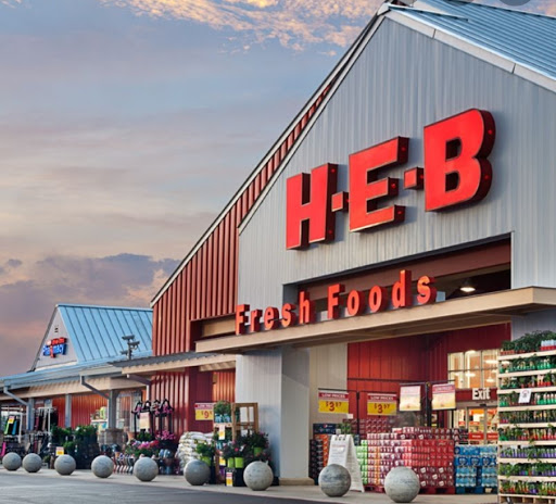 Grocery Store «H-E-B Grocery», reviews and photos, 2424 N 16th St, Orange, TX 77630, USA