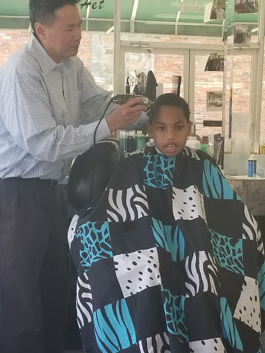 Barber Shop «Twinbrook Barber Shop», reviews and photos, 2080 Veirs Mill Rd, Rockville, MD 20851, USA