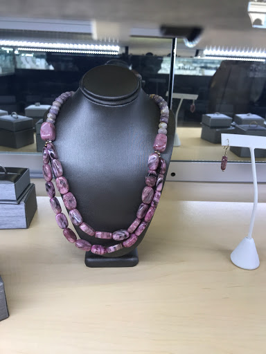 Jewelry Store «La Quinta: Jewel Master Jewelers», reviews and photos, 79-795 CA-111 #101, La Quinta, CA 92253, USA