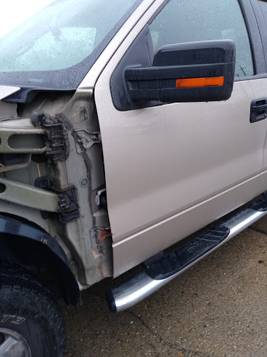 Auto Body Shop «Indy Body Werks», reviews and photos, 5244 Crawfordsville Rd, Indianapolis, IN 46224, USA