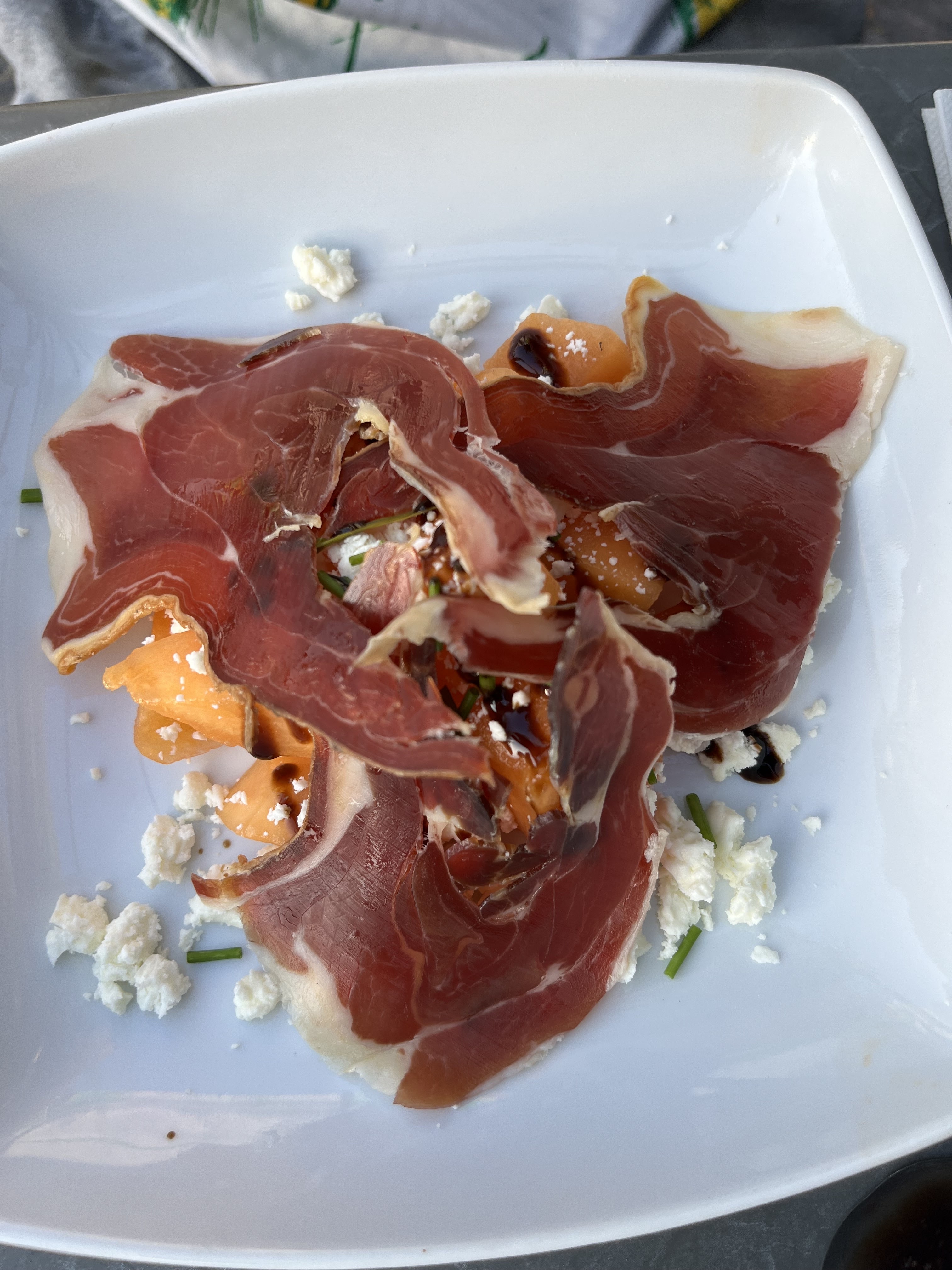 Photo n° 2 de l'avis de Kolpona.e fait le 28/07/2023 à 21:13