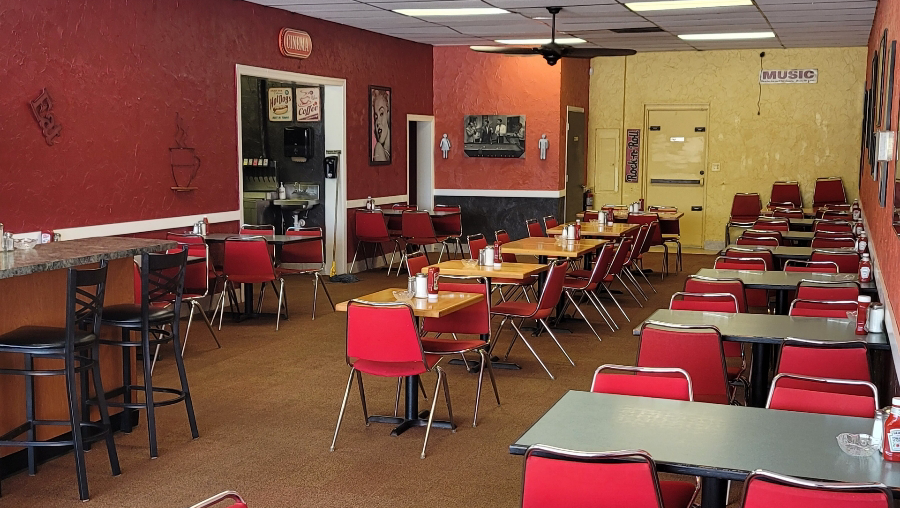 Natalie's Restaurant 34667