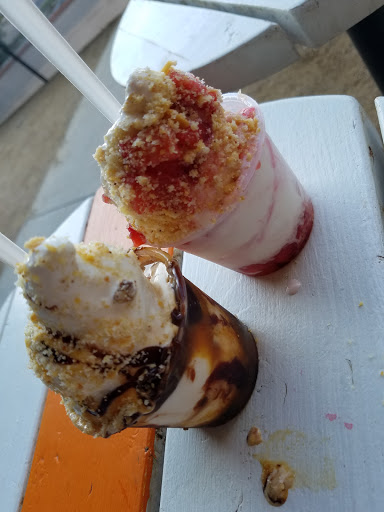 Ice Cream Shop «Cow Tipping Creamery», reviews and photos, 4715 S Lamar Blvd, Austin, TX 78745, USA