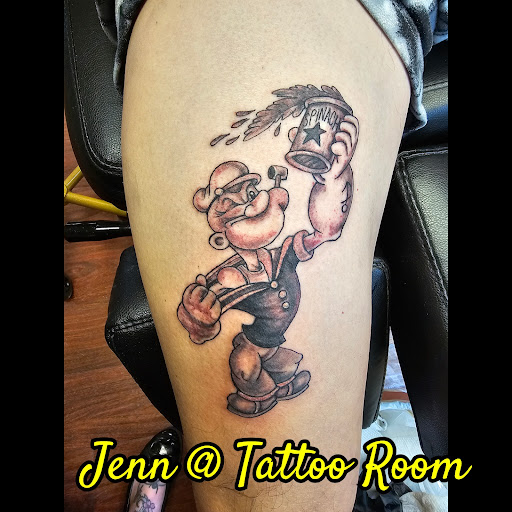 Explore heart tattoo ideas for men, creative tattoo ideas in Spokane, available at Tattoo Room