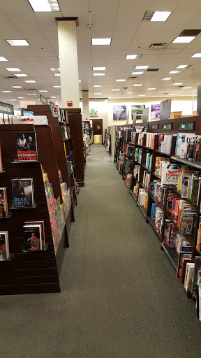 Book Store «Barnes & Noble», reviews and photos, 12193 Fair Lakes Promenade Dr, Fairfax, VA 22033, USA