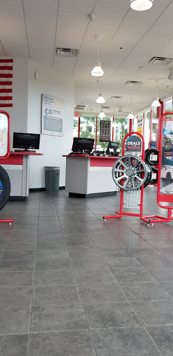 Tire Shop «Discount Tire Store - Prairieville, LA», reviews and photos, 37361 Market Place Drive, Prairieville, LA 70769, USA