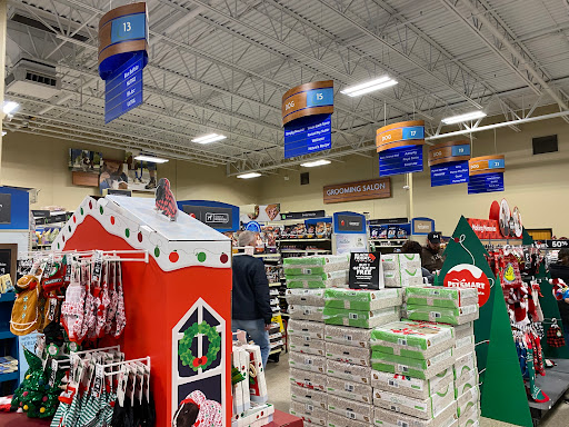 Pet Supply Store «PetSmart», reviews and photos, 5001 Sergeant Rd, Sioux City, IA 51106, USA