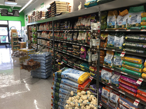 Pet Supply Store «Pet Supplies Plus», reviews and photos, 115 Richard B. Russell Parkway suite-110, Warner Robins, GA 31088, USA