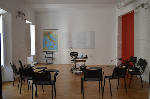 Centro Oficial de Lengua Italiana - Società Dante Alighieri de Granada Granada