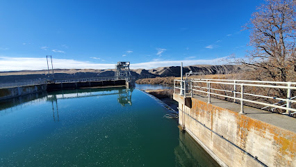Upper Salmon Falls Dam