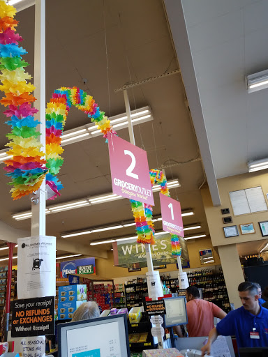 Grocery Store «Grocery Outlet Bargain Market», reviews and photos, 1155 S Main St, Lakeport, CA 95453, USA