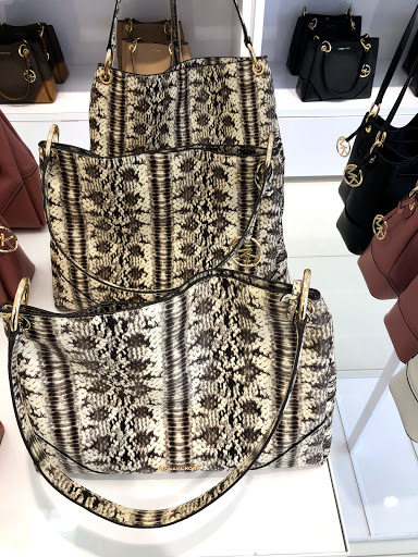Fashion Accessories Store «Michael Kors», reviews and photos, 20-A Killingworth Turnpike #430, Clinton, CT 06413, USA