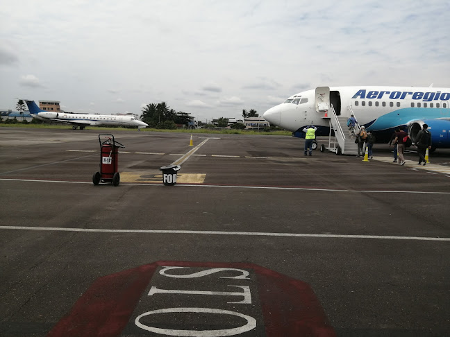 Aeropuerto - Centro comercial