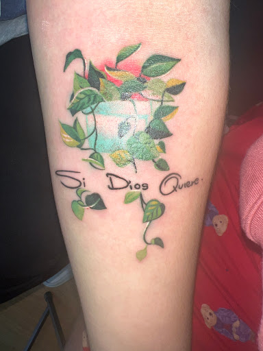 Explore mother and daughter matching tattoos ideas, creative tattoo ideas in Austin, available at GoldenLove tattoo