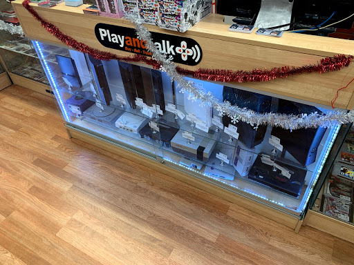 Video Game Store «Play And Talk Retro Video Games Iphone Repair», reviews and photos, 4693 Airport Blvd #130, Mobile, AL 36608, USA