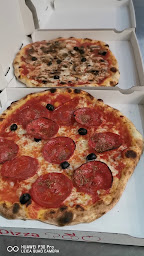 Photo n°43 de Délices d'Italie - Chez Gio - Pizza à emporter & Livraison à Narbonne ()