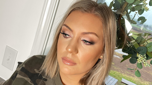 Serving Looks By Lex