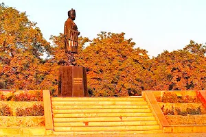 Tau Devi Lal Statue image