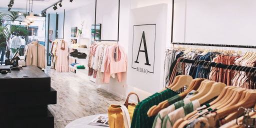 AMBALI BILBAO - Tienda de moda multimarca para mujer