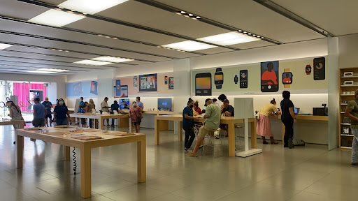 Computer Store «Apple La Cantera», reviews and photos, 15900 La Cantera Pkwy, San Antonio, TX 78256, USA