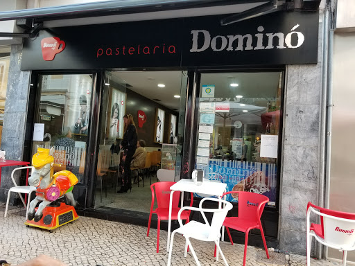 Café-Pastelaria Dominó no Caldas da Rainha, Leiria