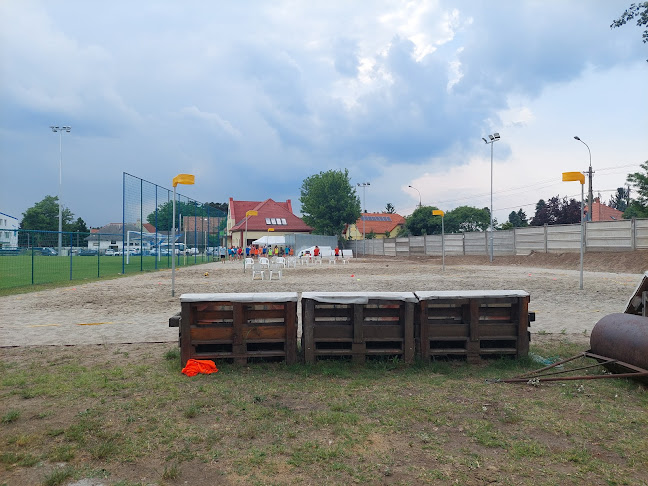 Értékelések erről a helyről: Fóti úti Sportcentrum, Dunakeszi - Sportpálya