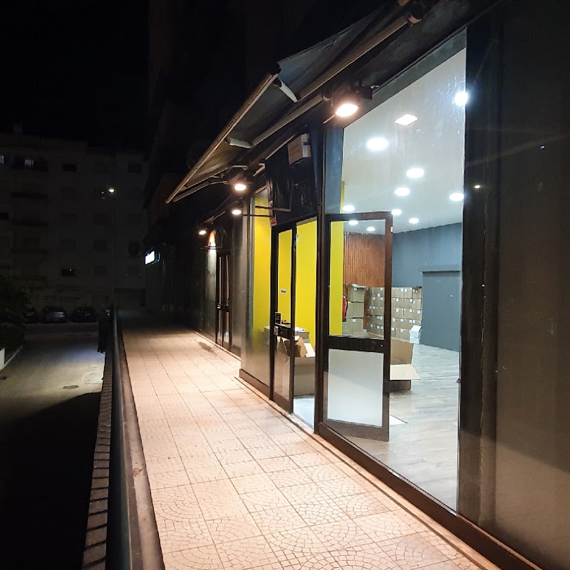 4 image
