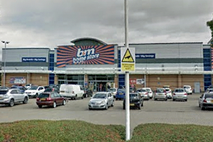 Winterhill Retail Park image