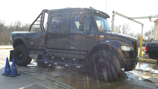 Car Wash «Mustang Elite Car Wash», reviews and photos, 2125 Ira E Woods Ave, Grapevine, TX 76051, USA