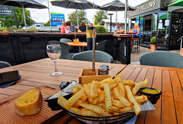 Reviews of Jolly Good Fellows in Taupo - Caterer