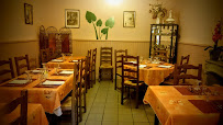 Atmosphère du Restaurant L'Escale des Collines à Moras-en-Valloire - n°4
