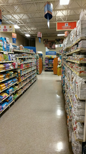 Pet Supply Store «PetSmart», reviews and photos, 3351 Jefferson Davis Hwy, Alexandria, VA 22305, USA
