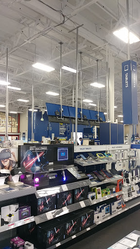 Electronics Store «Best Buy», reviews and photos, 390 N Moorpark Rd, Thousand Oaks, CA 91360, USA