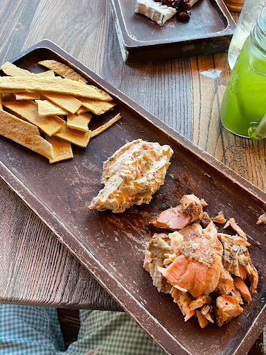 Grocery Store «Good Earth Market & Organic Farm», reviews and photos, 31806 Good Earth Ln, Ocean View, DE 19970, USA