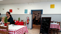 Atmosphère du Restaurant Au Four De Saint Jean à Saint-Jean-Saint-Maurice-sur-Loire - n°4