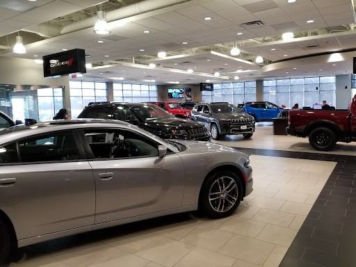 Car Dealer «Wickstrom Chrysler Jeep Dodge Ram», reviews and photos, 660 W Northwest Hwy, Barrington, IL 60010, USA