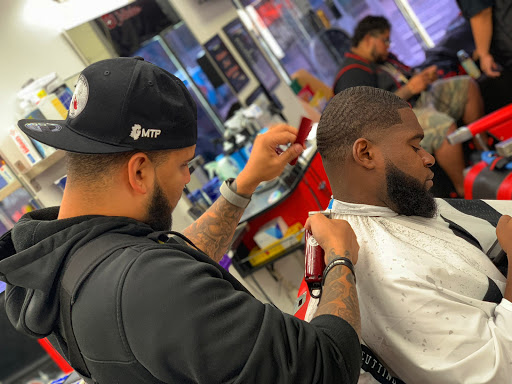 Barber Shop «Suavemente Barbershop», reviews and photos, 550 Port Richmond Ave, Staten Island, NY 10302, USA