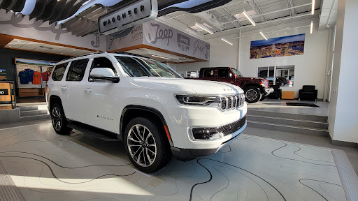 Chrysler Dealer «Jake Sweeney Chrysler Jeep Dodge, Inc.», reviews and photos, 85 W Kemper Rd, Springdale, OH 45246, USA