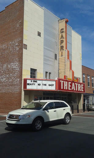 Movie Theater «Capri Twin Theatre», reviews and photos, 201 Wartrace Pike, Shelbyville, TN 37160, USA