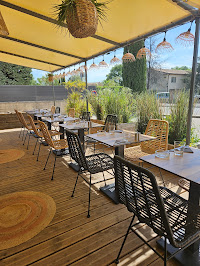 Photos du propriétaire du Restaurant Café Dup's à Cabrières-d'Avignon - n°1