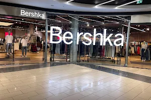 Bershka image