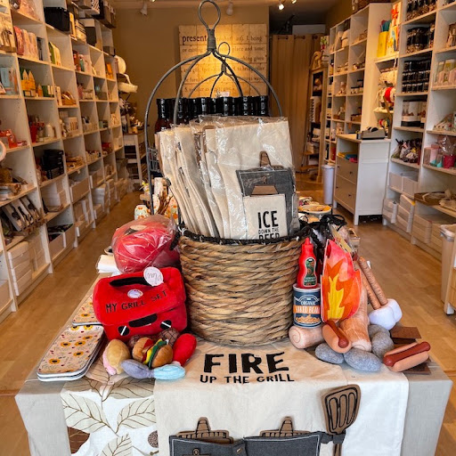 Gift Shop «Present», reviews and photos, 127 Main St, Los Altos, CA 94022, USA