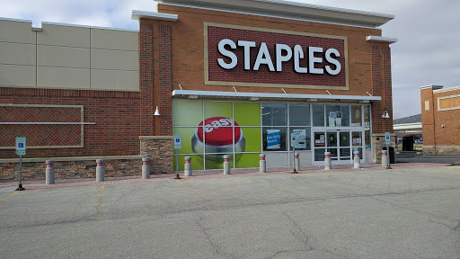 Office Supply Store «Staples», reviews and photos, 1600 N Milwaukee Ave, Vernon Hills, IL 60061, USA