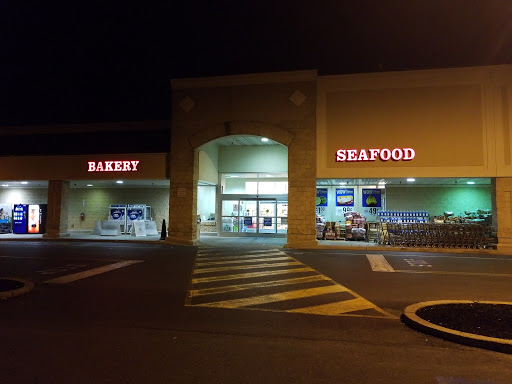 Grocery Store «Giant Food Stores», reviews and photos, 859 Nazareth Pike, Nazareth, PA 18064, USA