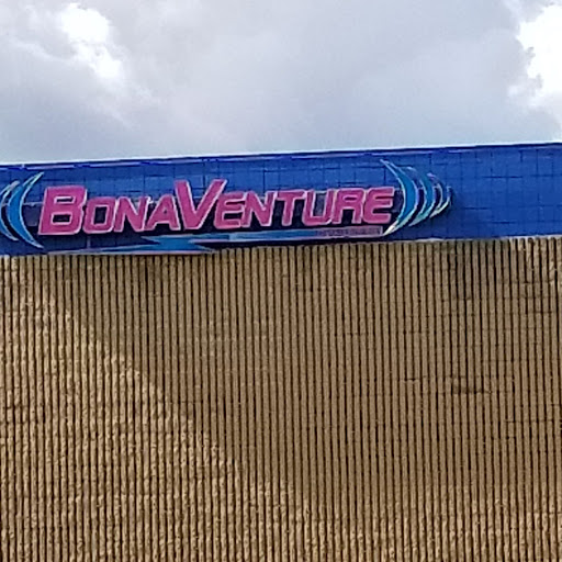 Roller Skating Rink «Bonaventure Always Family Friendly Skating Center And Birthday Parties», reviews and photos, 24505 Halsted Rd, Farmington Hills, MI 48335, USA