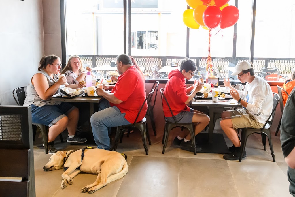 Carl’s Jr. Rothwell Rothwell, QLD 4022 Menu, Reviews, Hours & Contact.