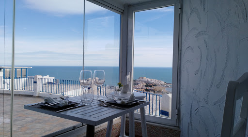 Sebastian En Perla Blanca Restaurante